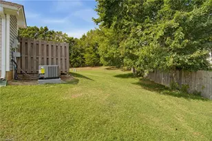 505 Carrington Ln, Thomasville, NC 27360 - Photo 25