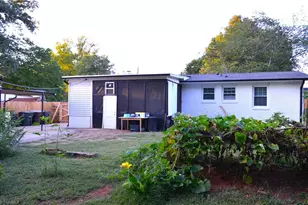 1610 Wolfe Rd, Greensboro, NC 27405 - Photo 21