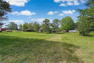 1203 Brooks Rd, Reidsville, NC 27320 - Photo 45