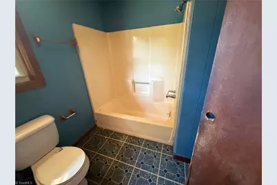 5170 Nc Highway 700, Eden, NC 27288 - Photo 15