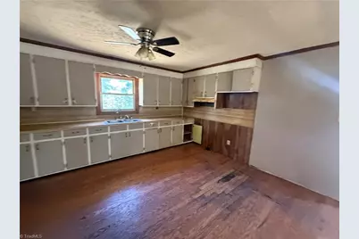 5170 Nc Highway 700, Eden, NC 27288 - Photo 9