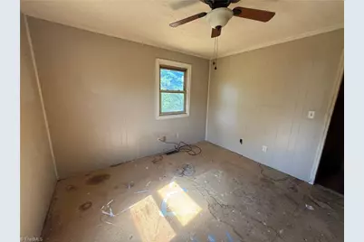 5170 Nc Highway 700, Eden, NC 27288 - Photo 13