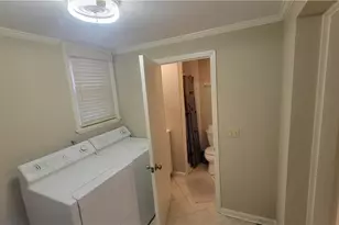 3608 Wilshire Dr, Greensboro, NC 27408 - Photo 13