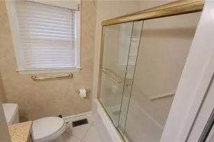 3608 Wilshire Dr, Greensboro, NC 27408 - Photo 9