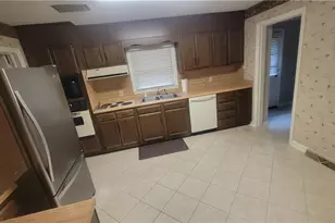 3608 Wilshire Dr, Greensboro, NC 27408 - Photo 5