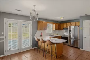 3709 Signet Dr, Winston-Salem, NC 27101 - Photo 7