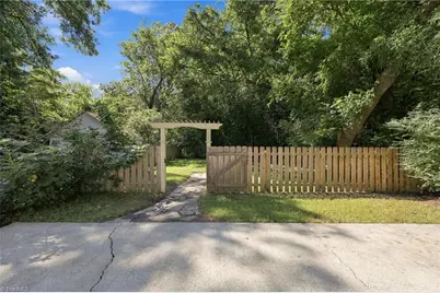 708 W Front Street, Burlington, NC 27215 - Photo 31