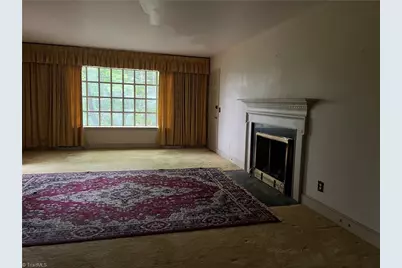 328 Robin Road, Mount Airy, NC 27030 - Photo 7
