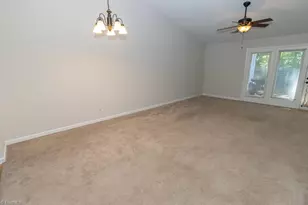 1404 Grantland Pl, Greensboro, NC 27410 - Photo 13