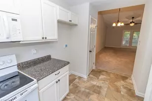 1404 Grantland Pl, Greensboro, NC 27410 - Photo 7