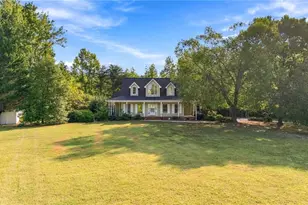 8402 Deer Path Ct, Stokesdale, NC 27357 - Photo 5