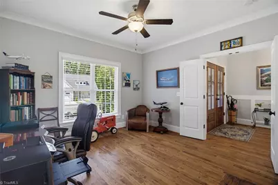 428 Wentworth Drive, Winston-Salem, NC 27107 - Photo 9