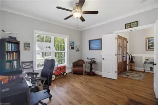 428 Wentworth Dr, Winston-Salem, NC 27107 - Photo 9