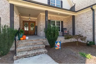 428 Wentworth Drive, Winston-Salem, NC 27107 - Photo 5