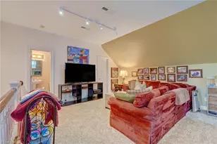 407 Cross Vine Ln, Greensboro, NC 27455 - Photo 33