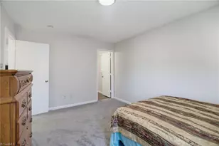 1717 Hannaford Rd, Greensboro, NC 27401 - Photo 15