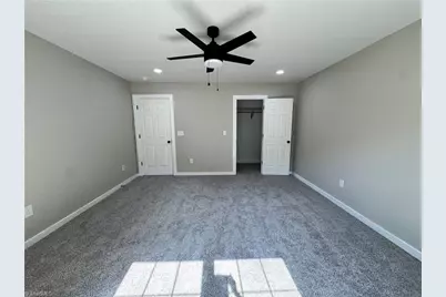 2934 S Stratford Road, Winston-Salem, NC 27103 - Photo 15