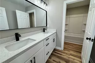 2934 S Stratford Rd, Winston-Salem, NC 27103 - Photo 17