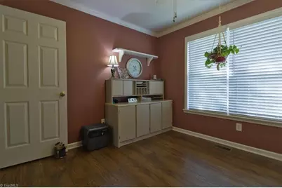 331 Quintas Avenue, Burlington, NC 27215 - Photo 17