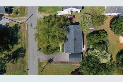 331 Quintas Avenue, Burlington, NC 27215 - Photo 5