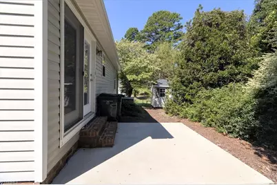 331 Quintas Avenue, Burlington, NC 27215 - Photo 21