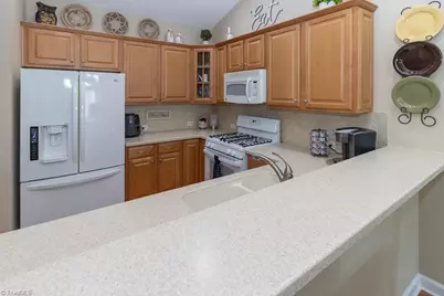 1430 Crestlawn Trail, Pfafftown, NC 27040 - Photo 9