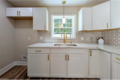 130 Roswell Drive, Kernersville, NC 27284 - Photo 13