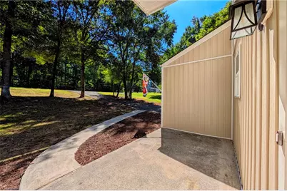 130 Roswell Drive, Kernersville, NC 27284 - Photo 3