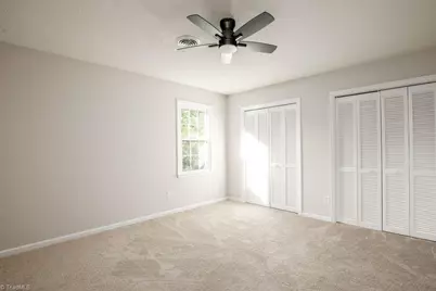 4302 Oak Hollow Drive, High Point, NC 27265 - Photo 19