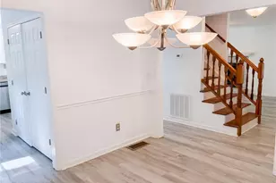 4219 King Edward Ct, Greensboro, NC 27455 - Photo 11