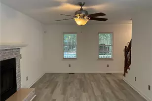 4219 King Edward Ct, Greensboro, NC 27455 - Photo 9