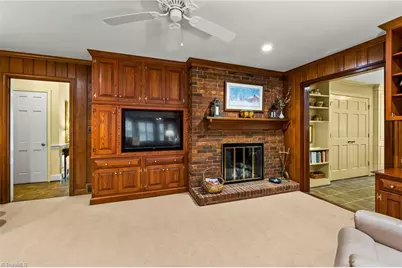311 Pineridge Drive, Winston-Salem, NC 27104 - Photo 9