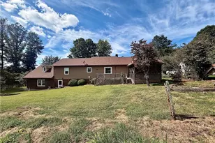 196 Lewis Fork Dr, Wilkesboro, NC 28697 - Photo 39