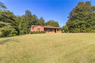 1878 Stemp Everhart Rd, Thomasville, NC 27360 - Photo 3