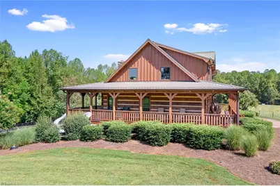 151 Farm Side Lane, Pilot Mountain, NC 27041 - Photo 3