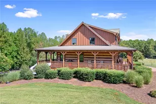 151 Farm Side Ln, Pilot Mountain, NC 27041 - Photo 3