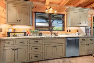 151 Farm Side Ln, Pilot Mountain, NC 27041 - Photo 17