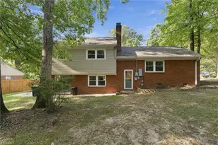 3514 Fox Pl, Greensboro, NC 27408 - Photo 37