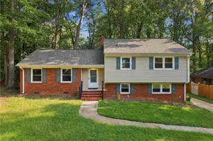 3514 Fox Pl, Greensboro, NC 27408 - Photo 1
