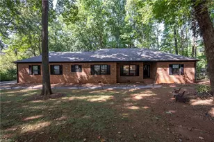 4320 Woodbourne Dr, Clemmons, NC 27012 - Photo 1