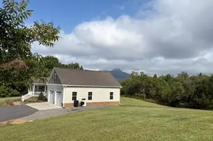 1017 Mt Zion Rd, Pinnacle, NC 27043 - Photo 5