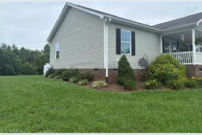 1017 Mount Zion Road, Pinnacle, NC 27043 - Photo 49