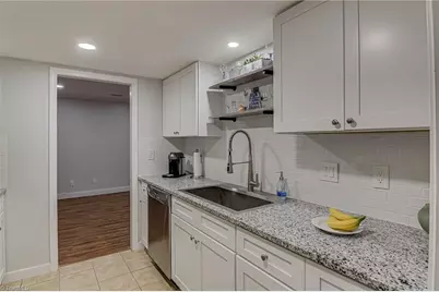 4010 Huntingreen Lane #D, Winston-Salem, NC 27106 - Photo 7