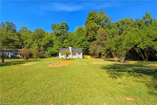 4756 Baux Mountain Rd, Winston-Salem, NC 27105 - Photo 39