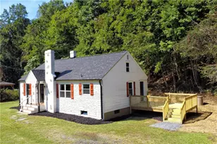 4756 Baux Mountain Rd, Winston-Salem, NC 27105 - Photo 45