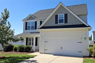 134 Pillow Ln, Burlington, NC 27217 - Photo 3