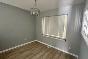 1802 Bristol Rd, Greensboro, NC 27406 - Photo 15