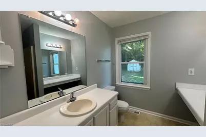 1802 Bristol Road, Greensboro, NC 27406 - Photo 23