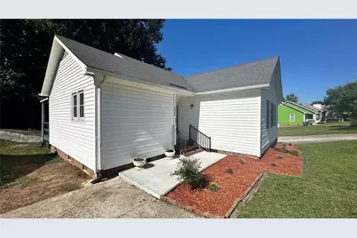 1802 Bristol Road, Greensboro, NC 27406 - Photo 5