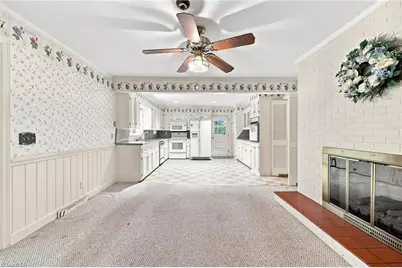 2036 E Pine Street, Mount Airy, NC 27030 - Photo 15